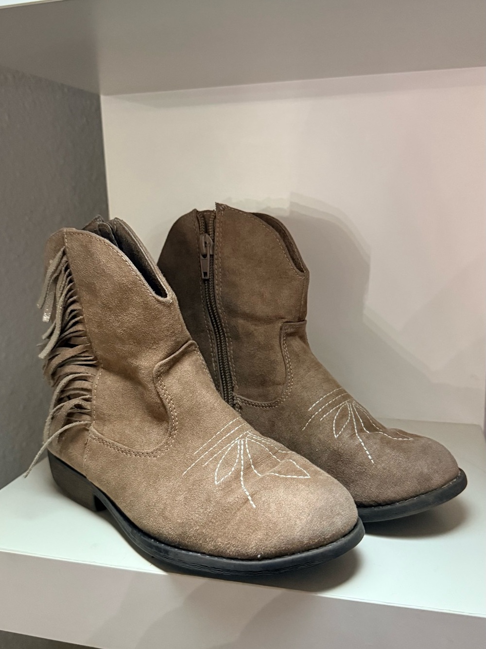 Fringe Suede Ankle Boots - Taupe
